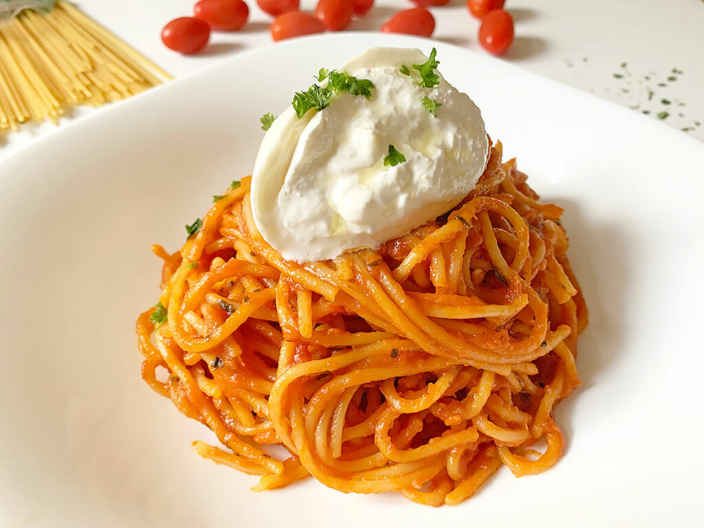 Spaghetti z burratą